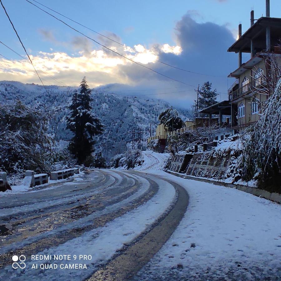 Trushali Homestay Nārkanda Exteriör bild